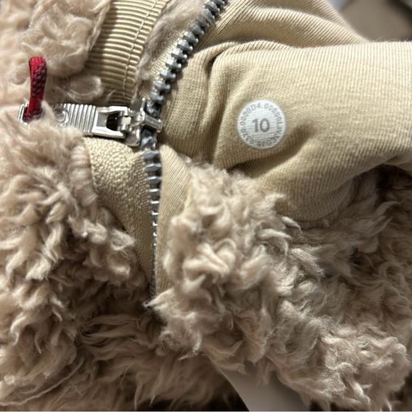 Lululemon Oh So Sherpa Full Zip Teddy jacket Size 10 - Picture 14 of 15